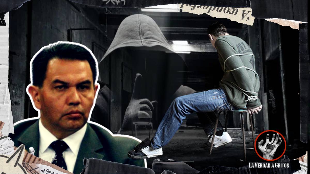 Montaje de Cruz Pérez Cuéllar con el fondo de una bodega donde se representa a una persona secuestrada, ilustrando la crisis de seguridad en Ciudad Juárez